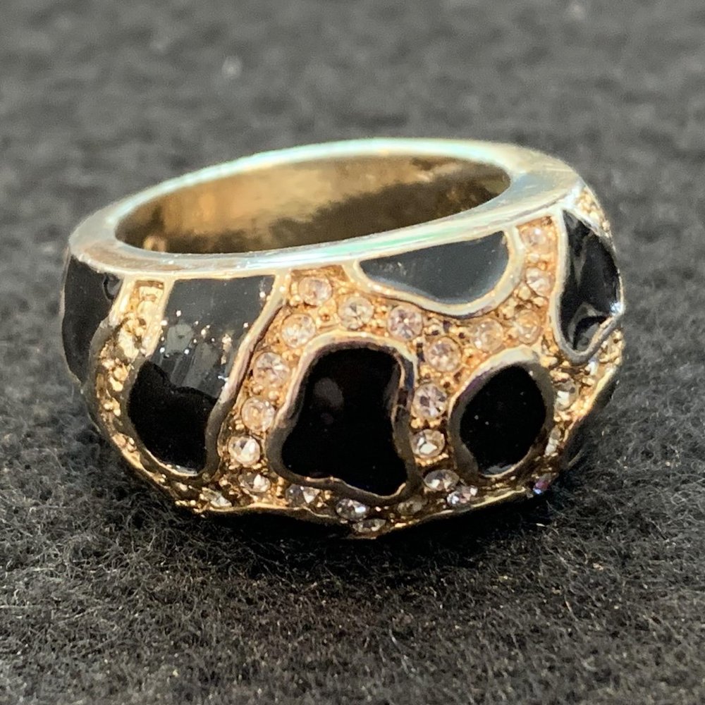 💍 Black Stepping Stone Ring - Size 6